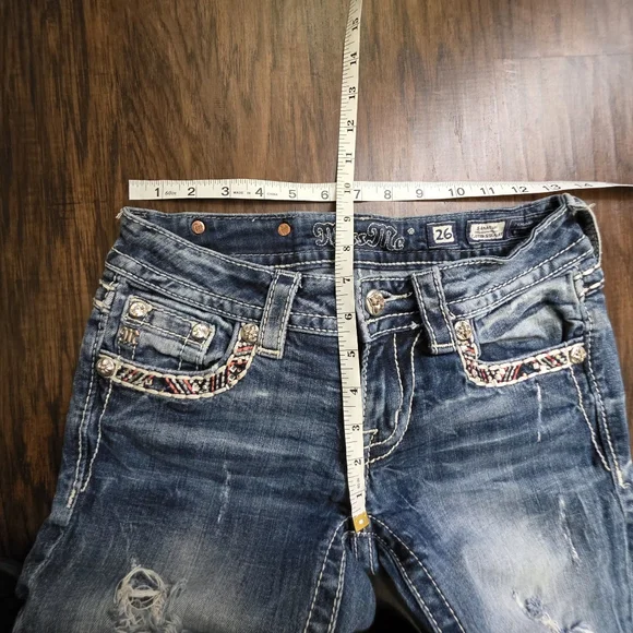 Miss Me Straight Distressed Jeans 26/33 - Picture 8 of 8